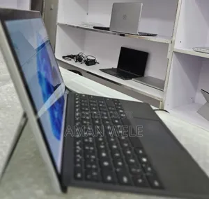 New Laptop Apple MacBook Pro 2019 8GB Intel Core I5 SSD 512GB