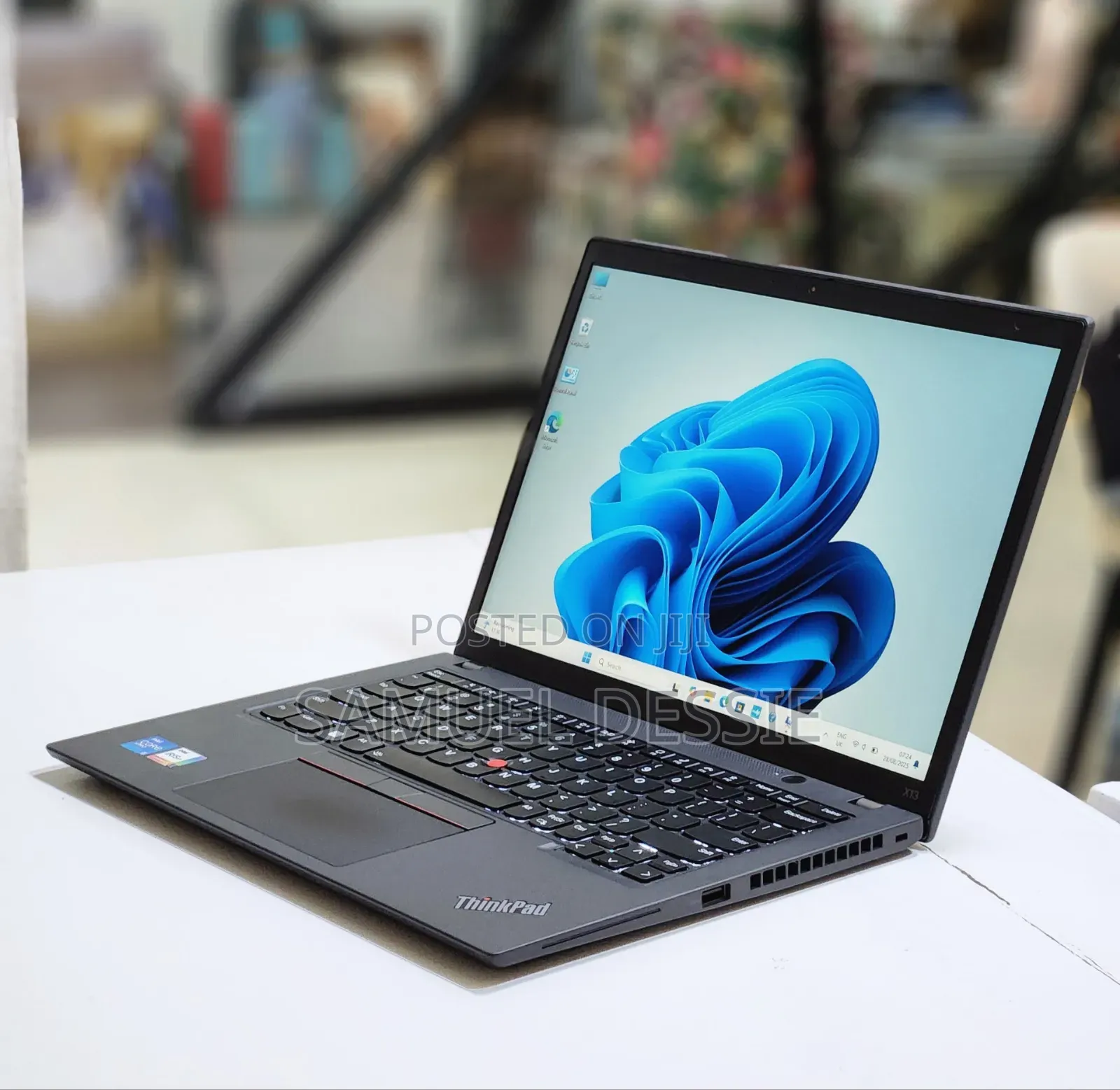 New Laptop Lenovo Thinkpad x13 Yoga 16GB Intel Core i5 SSD 512GB