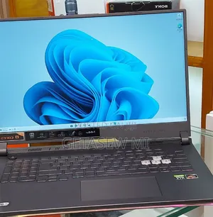 New Laptop Asus ROG Strix G17 16GB AMD Ryzen 7 SSD 1T