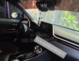 Toyota C-HR 2017 White