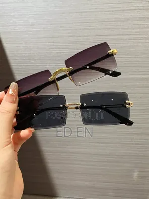 Photo - Women Fashionable Glasses