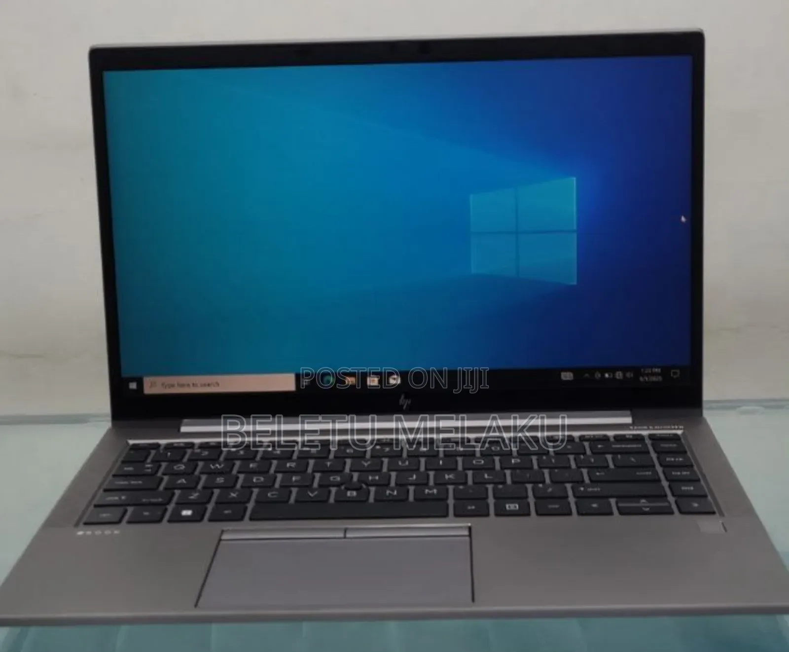 New Laptop HP ZBook Firefly G8 16GB Intel Core i7 SSD 512GB