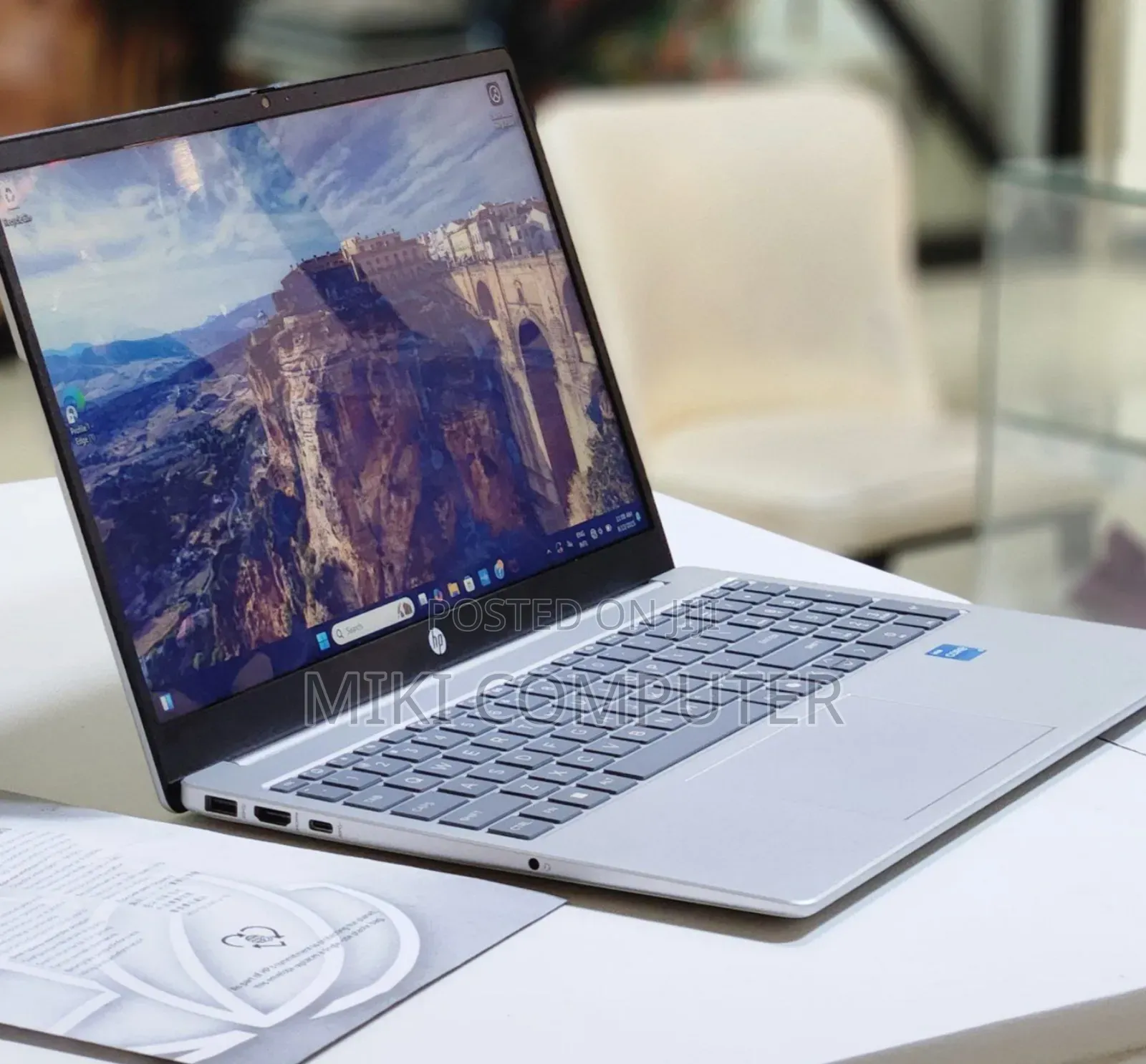 New Laptop HP Stream Notebook 8GB Intel Core I3 SSD 256GB