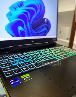 New Laptop Acer Predator Helios 300 16GB Intel Core I9 SSD 1T