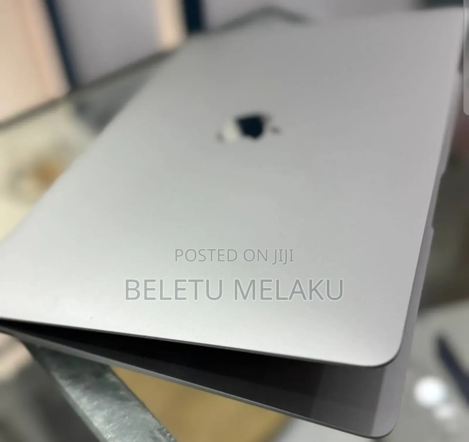 New Laptop Apple MacBook Air 2020 M1 8GB Apple M1 SSD 256GB