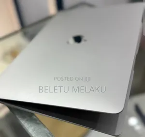 New Laptop Apple MacBook Air 2020 M1 8GB Apple M1 SSD 256GB