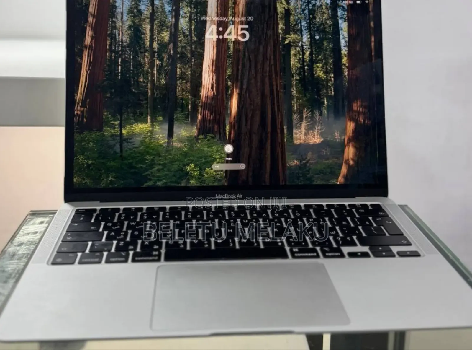 New Laptop Apple MacBook Air 2020 M1 8GB Apple M1 SSD 256GB