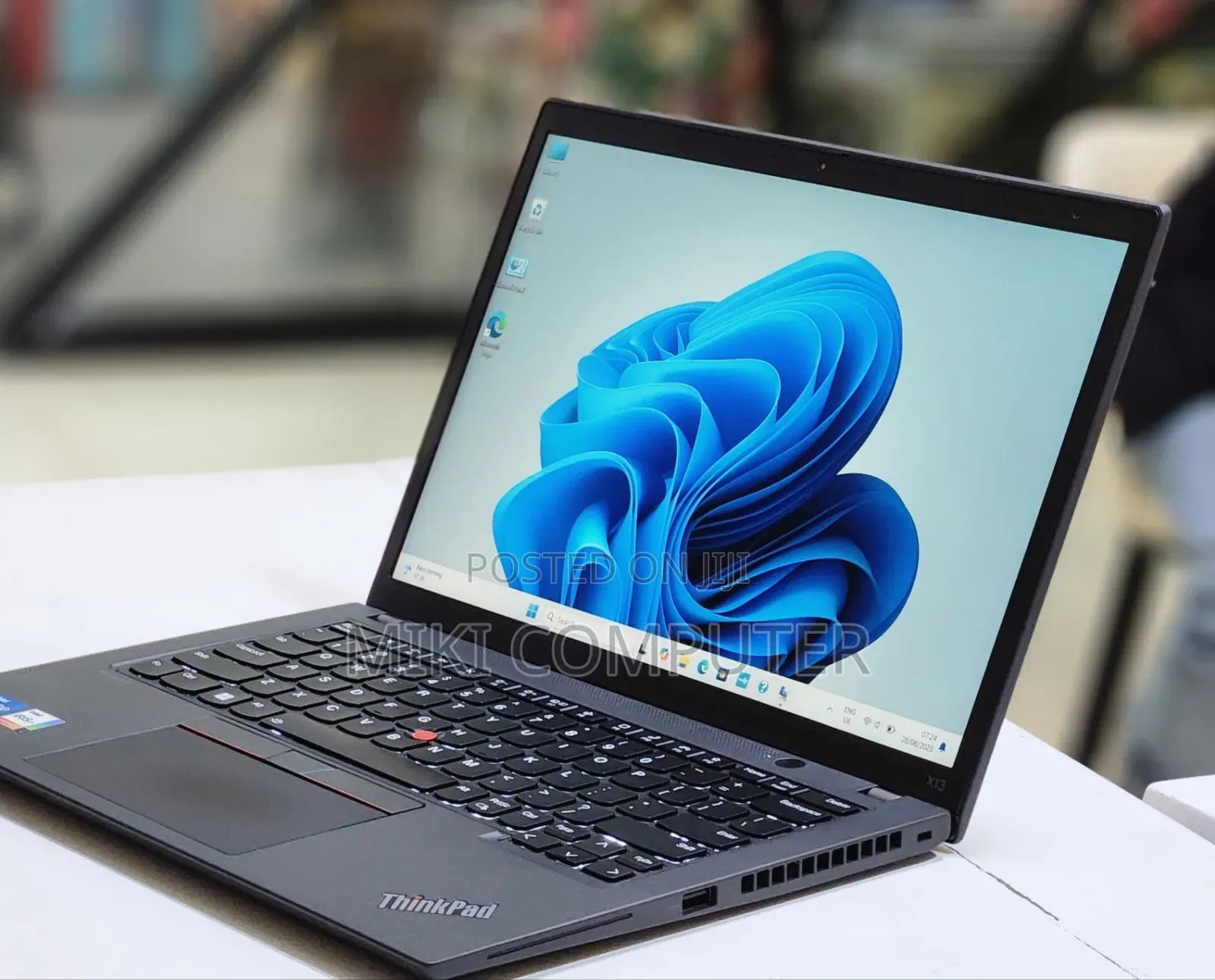 New Laptop Lenovo Thinkpad x13 Yoga 16GB Intel Core i5 SSD 512GB