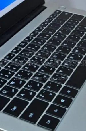 Photo - New Laptop Huawei MateBook 13 WRT-W29E 8GB Intel Core i5 SSD 512GB