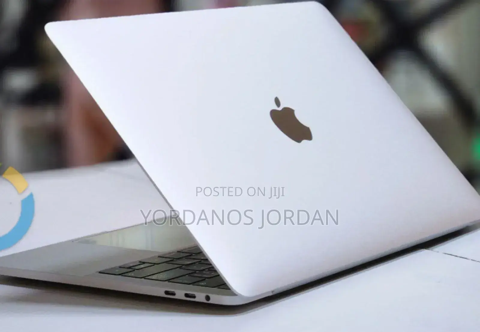 New Laptop Apple MacBook Pro 2018 8GB Intel Core I5 SSD 256GB