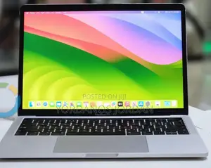 New Laptop Apple MacBook Pro 2018 8GB Intel Core I5 SSD 256GB