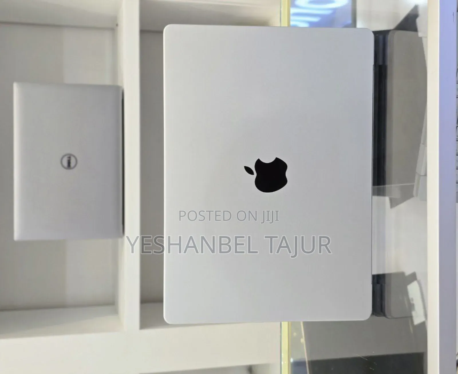 New Laptop Apple MacBook Pro M1 16GB Apple M1 Pro SSD 512GB