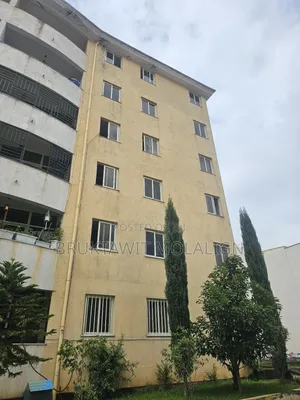 3bdrm Apartment in አያት መን, Bole for sale
