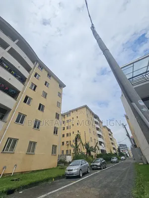 3bdrm Apartment in አያት መን, Bole for sale