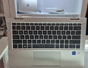 New Laptop HP EliteBook 830 G8 16GB Intel Core I7 SSD 512GB