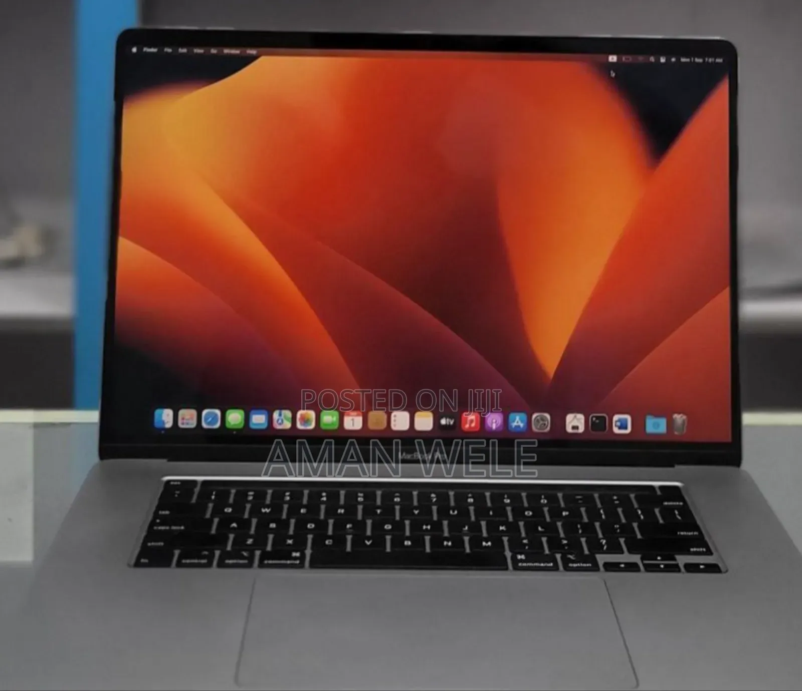 New Laptop Apple MacBook Pro 2019 16GB Intel Core I7 SSD 512GB