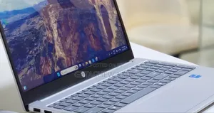 New Laptop HP Stream Notebook 8GB Intel Core I5 SSD 1T