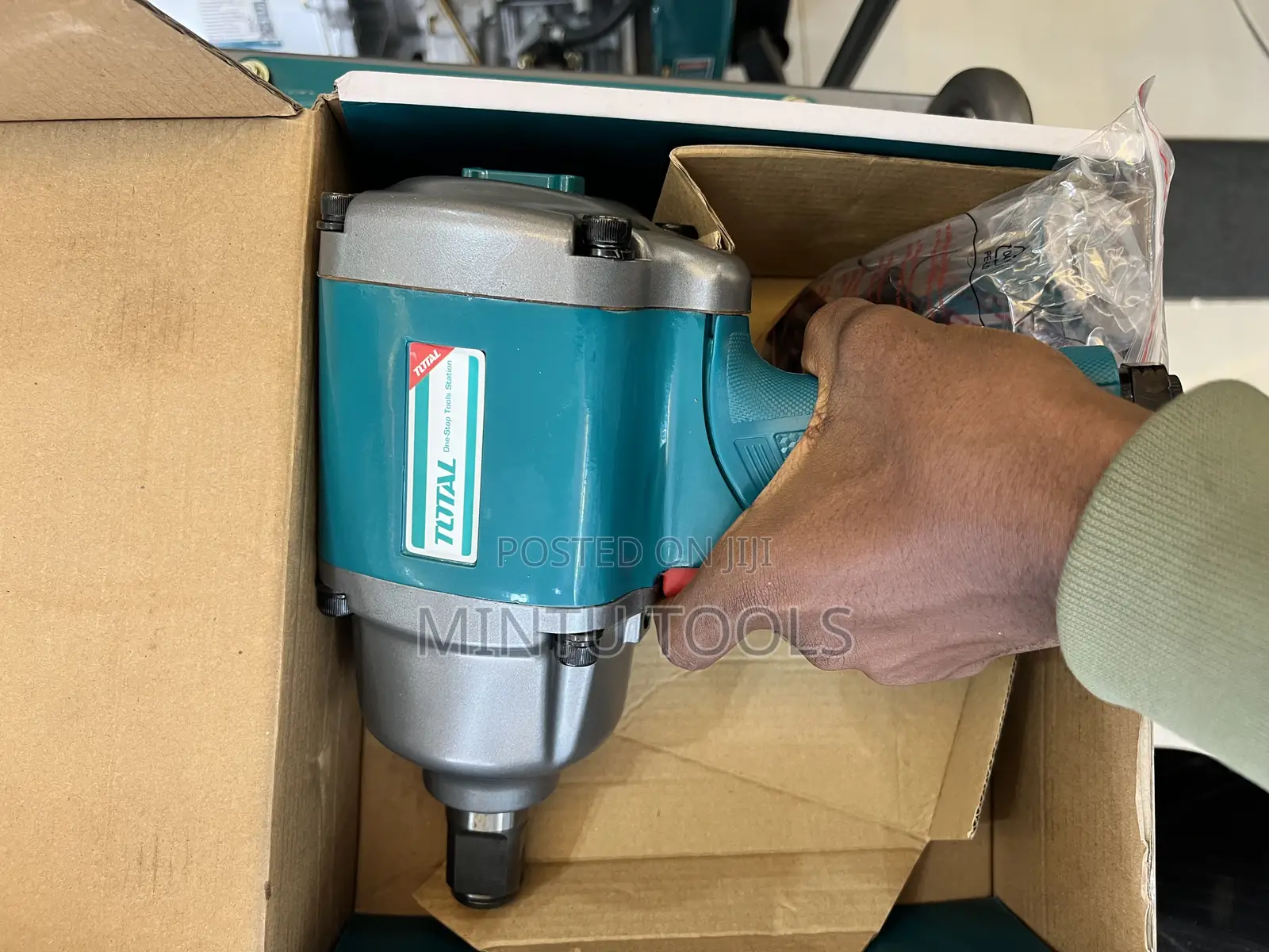 Total Air Impact Wrench