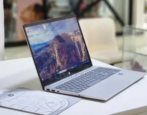 New Laptop HP 8GB Intel Core I3 SSD 256GB