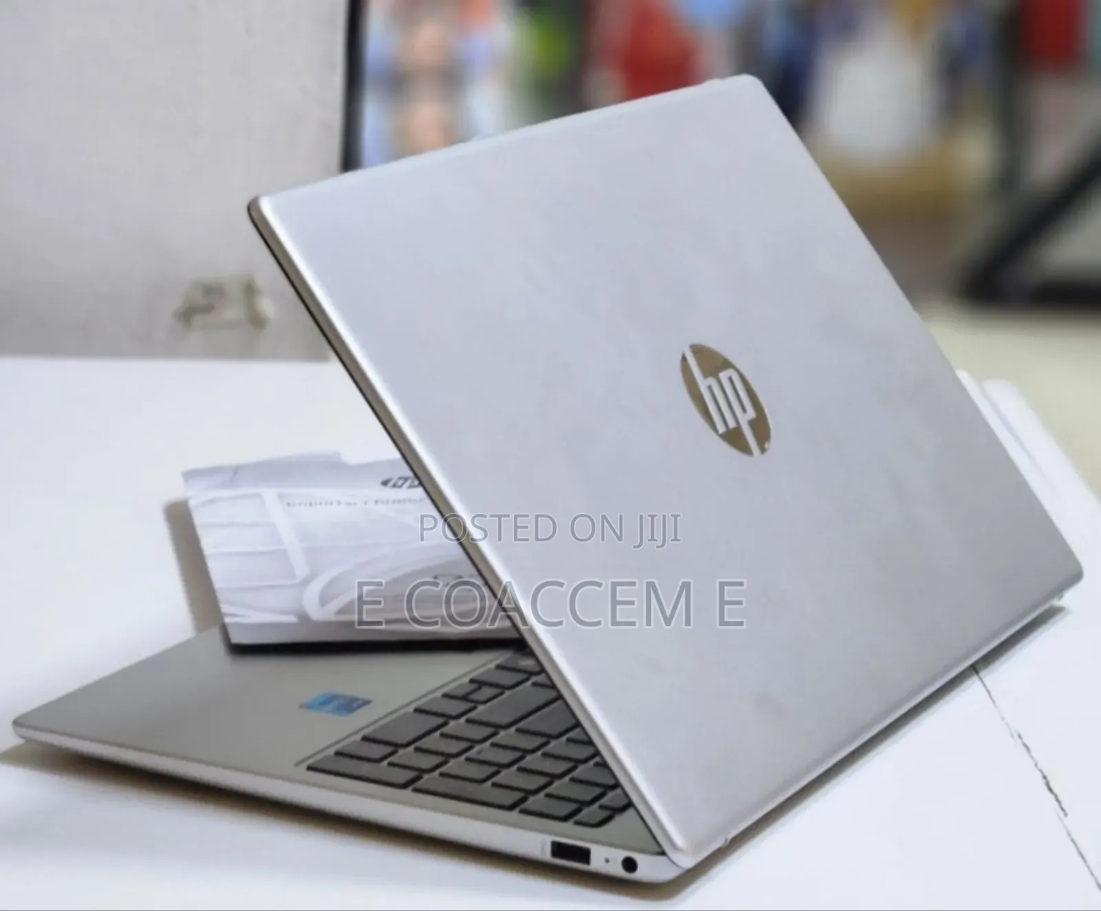 New Laptop HP 8GB Intel Core I3 SSD 256GB