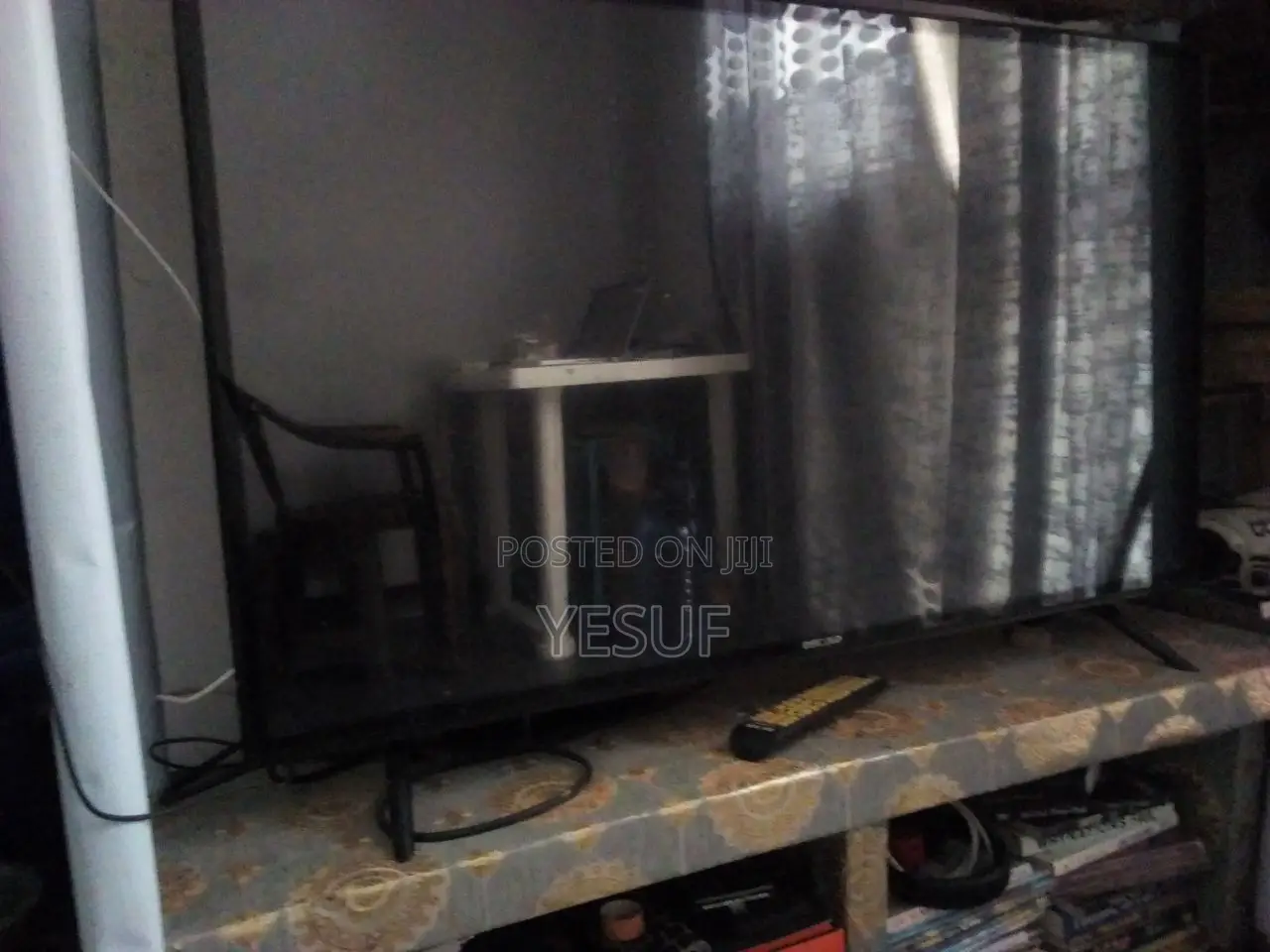 Tv (Television)