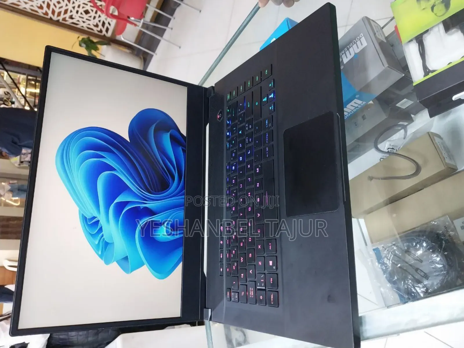 New Laptop Asus ROG Zephyrus G15 32GB Intel Core i7 SSD 1T