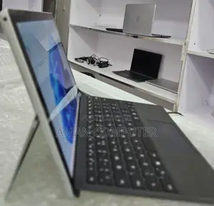 New Laptop Microsoft Surface 8GB Intel Core I5 SSD 256GB