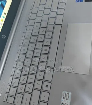 New Laptop HP Stream Notebook 8GB Intel Core I7 SSD 1T