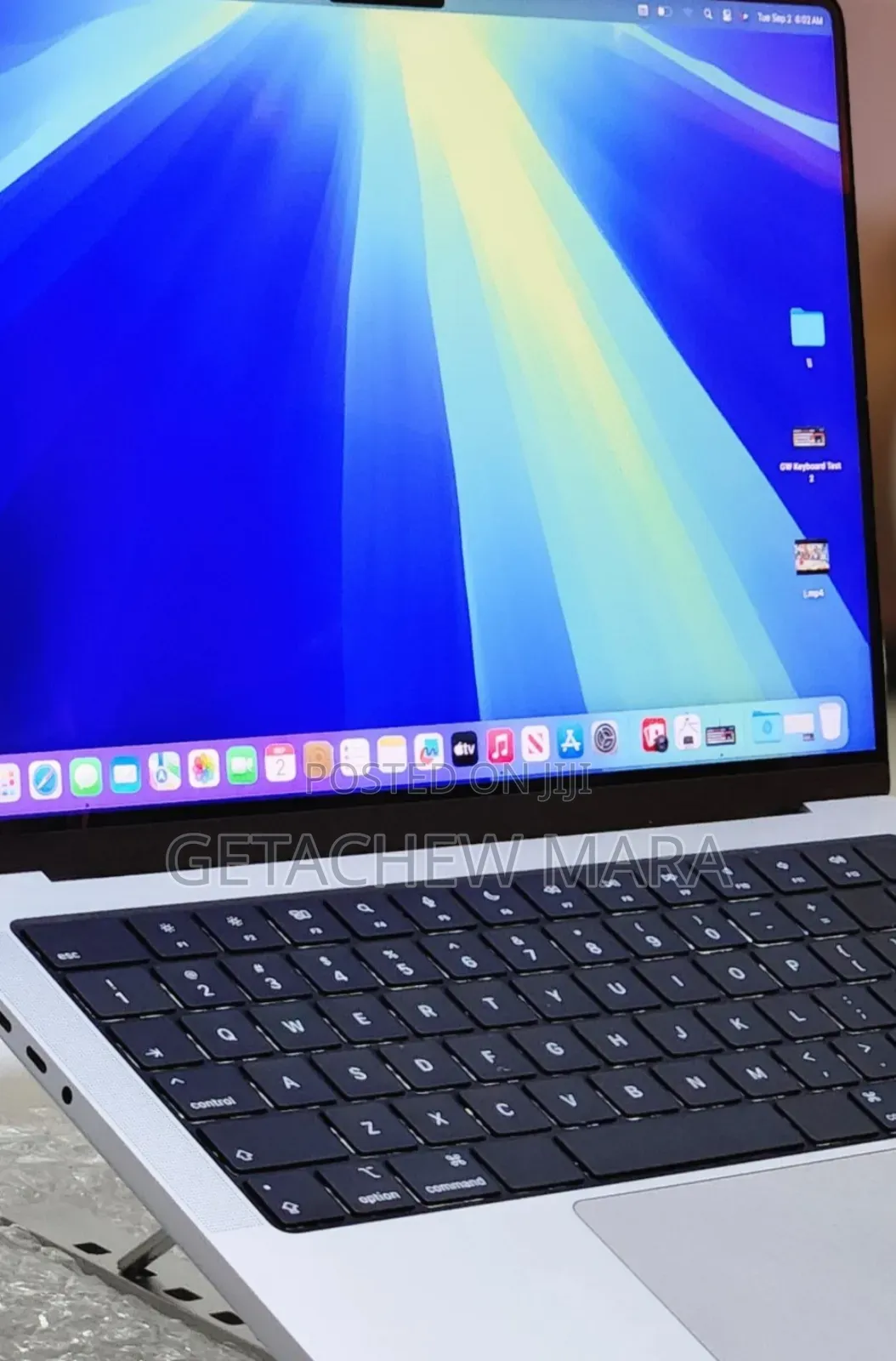 New Laptop Apple MacBook Pro M1 16GB Intel Core I9 SSD 512GB