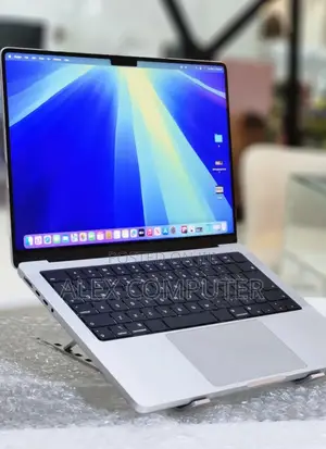 New Laptop Apple MacBook Pro M1 16GB Apple M1 SSD 512GB