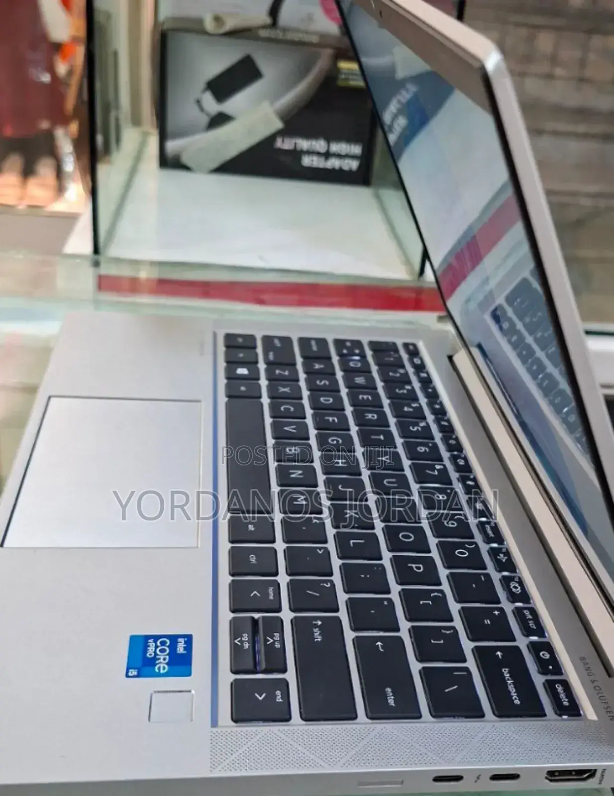 New Laptop HP EliteBook 830 G8 8GB Intel Core I5 SSD 512GB