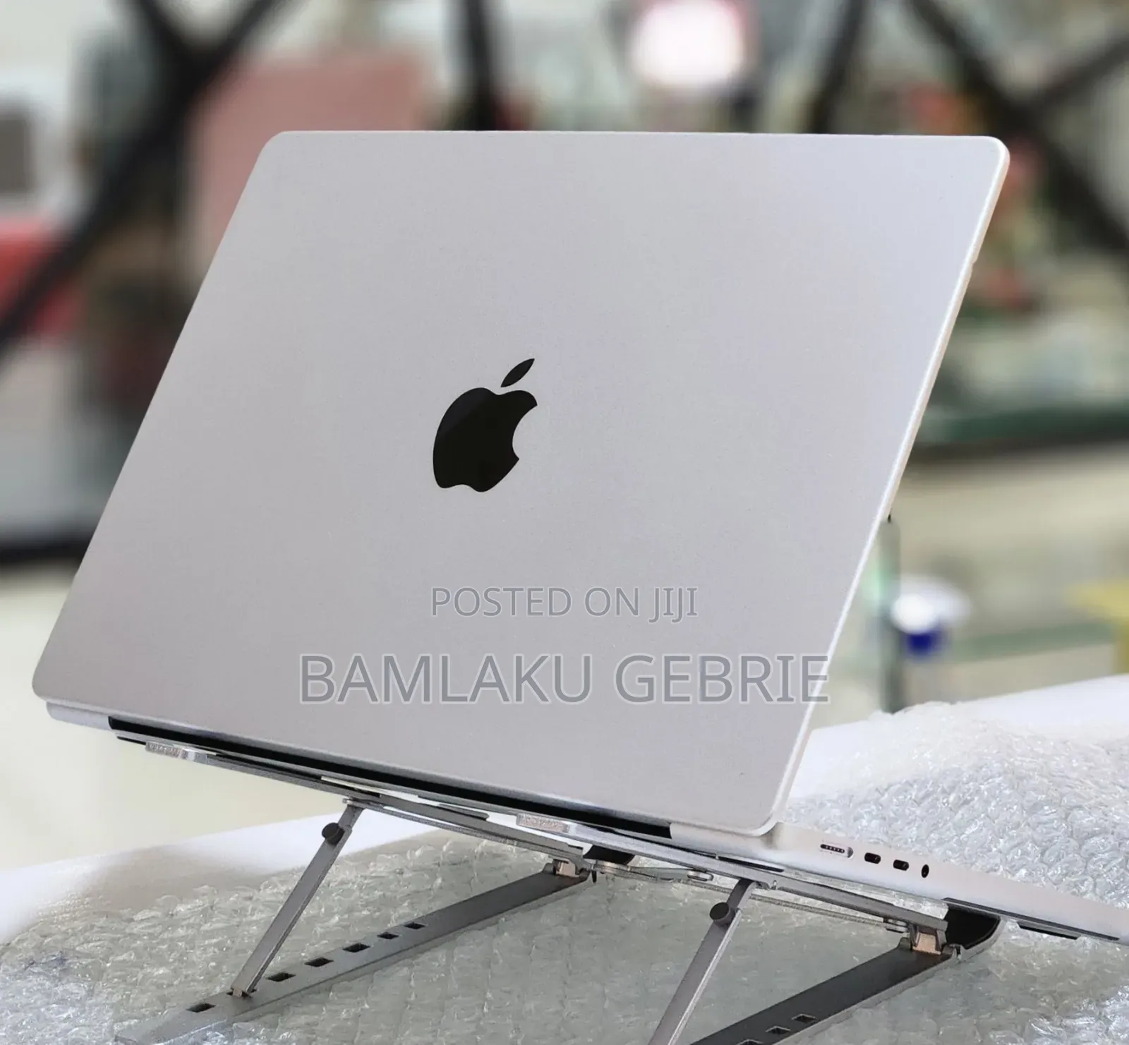 New Laptop Apple MacBook Pro M1 16GB Apple M1 Pro SSD 512GB