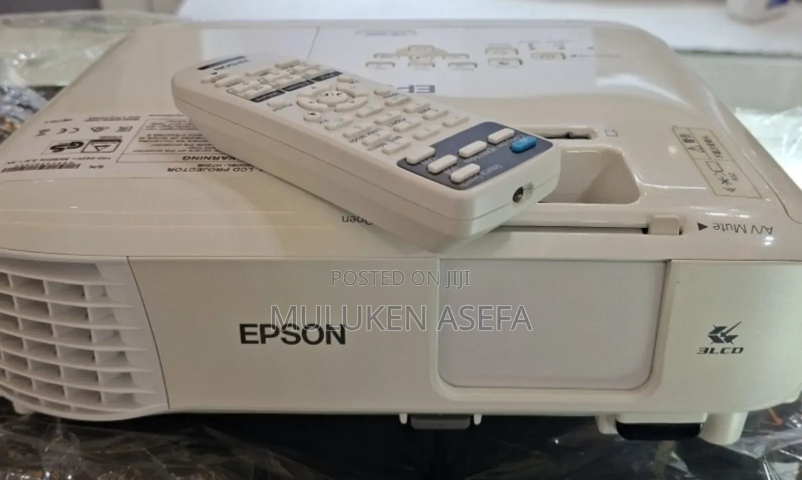 Brand New Epson Projector
With Bag
Model Name: Cb -X49