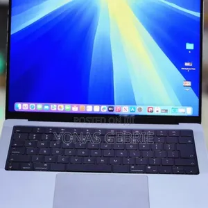 New Laptop Apple MacBook Pro 2021 M1 16GB Apple M1 SSD 512GB