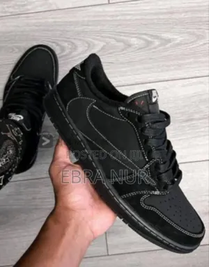 Nike Air Travis Scott