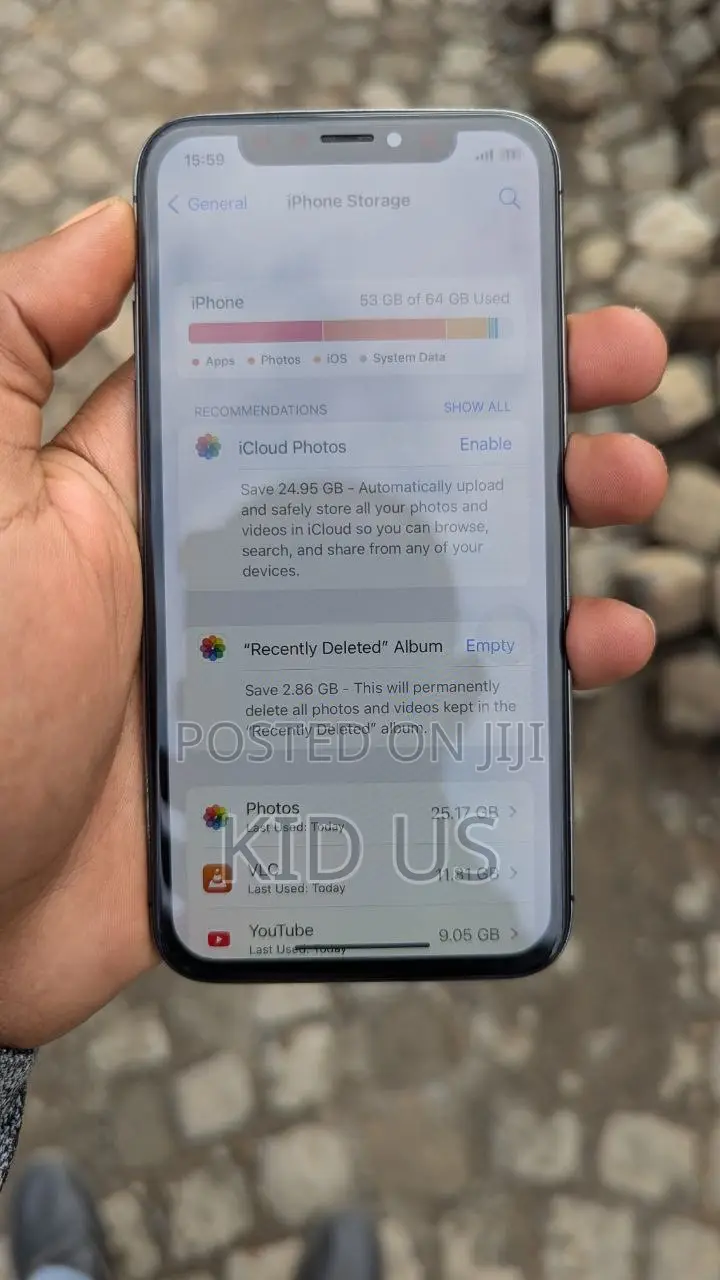 Apple iPhone X 64 GB Black