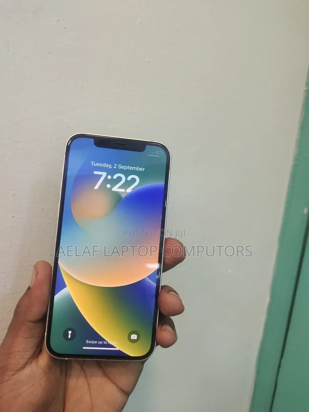 New Apple iPhone 12 64 GB White