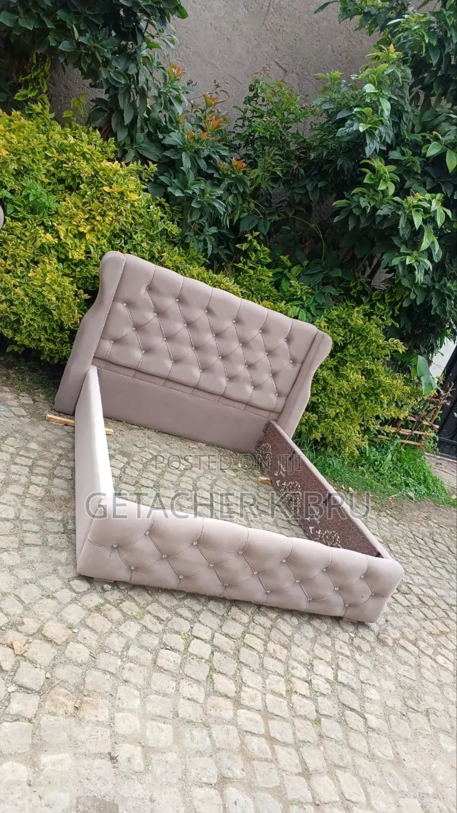 የሚሸጥ አዳዲስ አልጋ