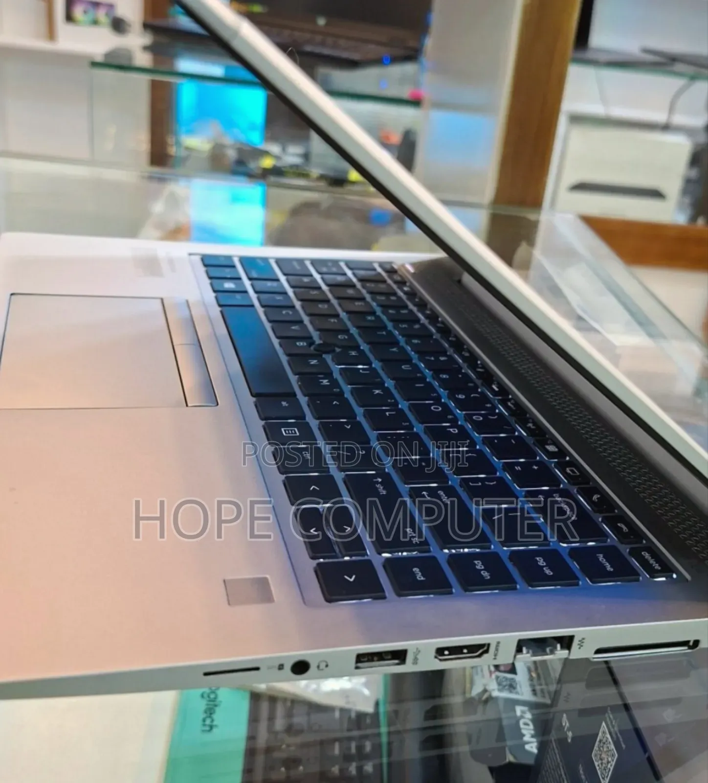 New Laptop HP EliteBook 840 16GB AMD Ryzen 7 SSD 512GB