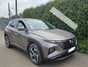 Hyundai Tucson 2021 Gold