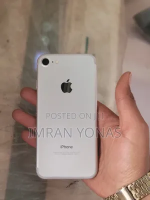 Apple iPhone 7 32 GB Silver