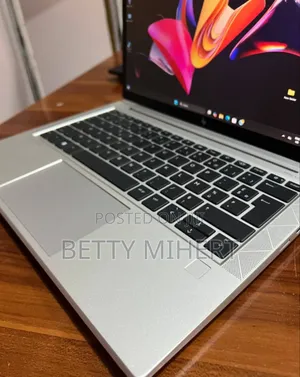 New Laptop HP EliteBook 830 G8 16GB AMD Ryzen 5 SSD 512GB