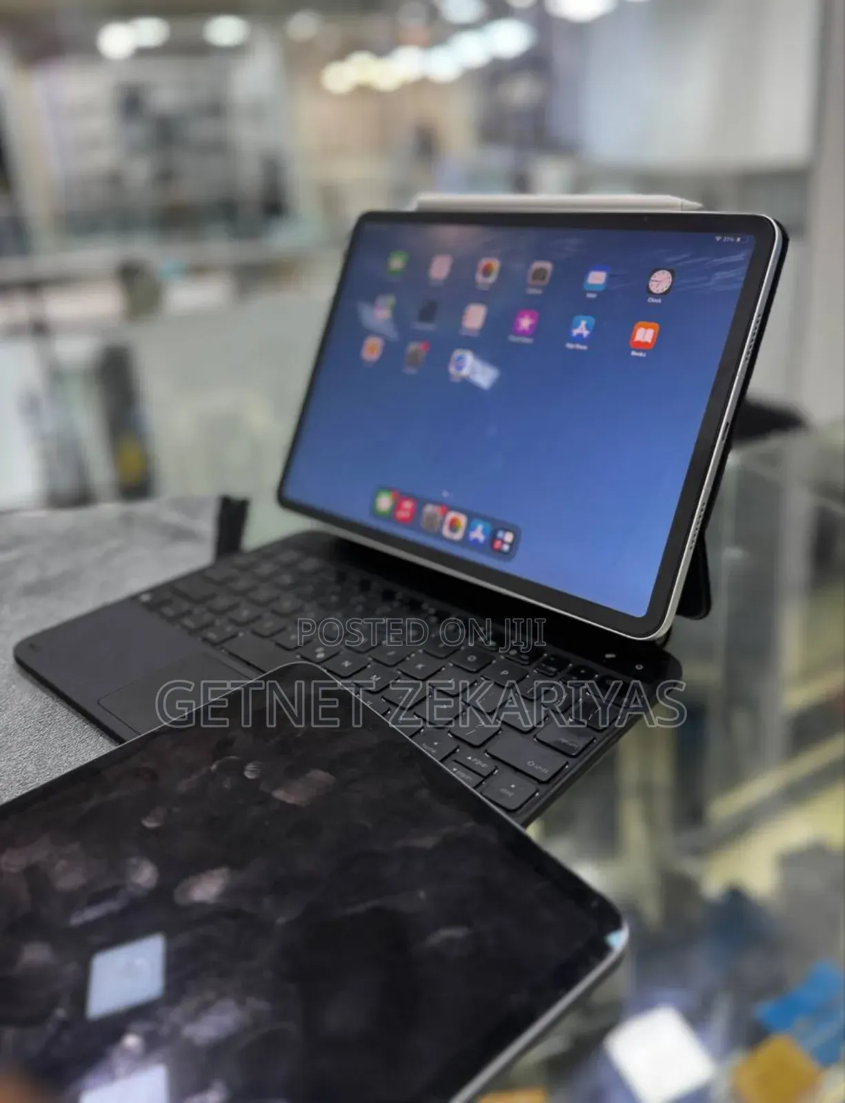 New Apple iPad Pro 11 (2022) 256 GB