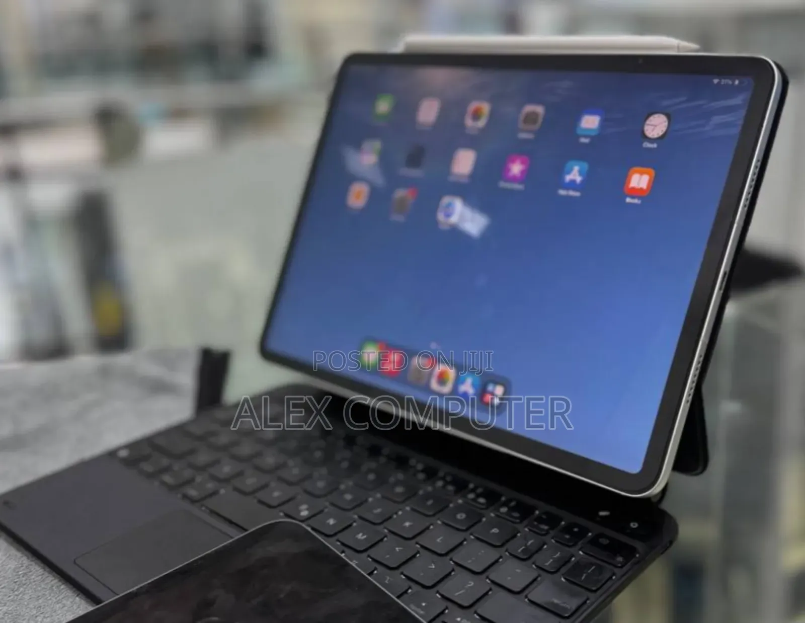 New Apple iPad (2022) 128 GB Silver