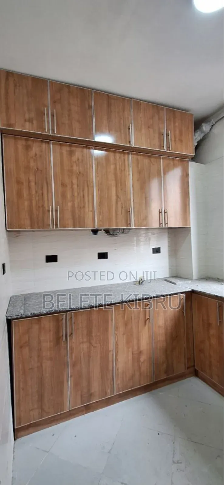 Furnished 3bdrm Condo in 40/60 ኮንዶሚንየም, Bole for sale