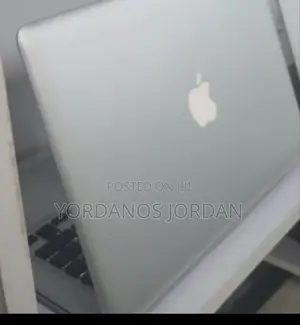 New Laptop Apple MacBook Pro 2012 8GB Intel Core I5 HDD 500GB