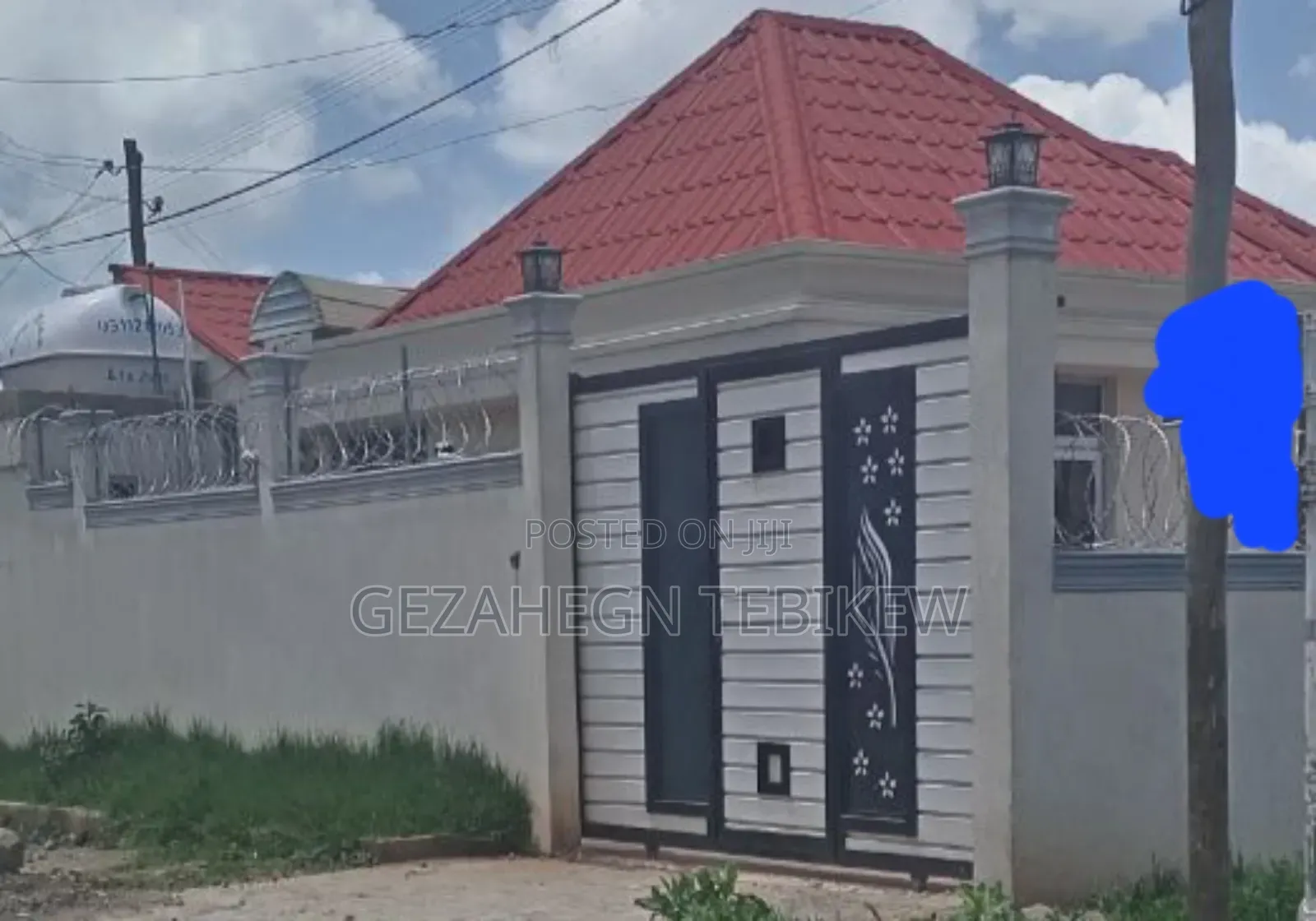 Furnished 2bdrm House in Yeka for sale