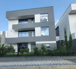 4bdrm Villa in Bole for sale