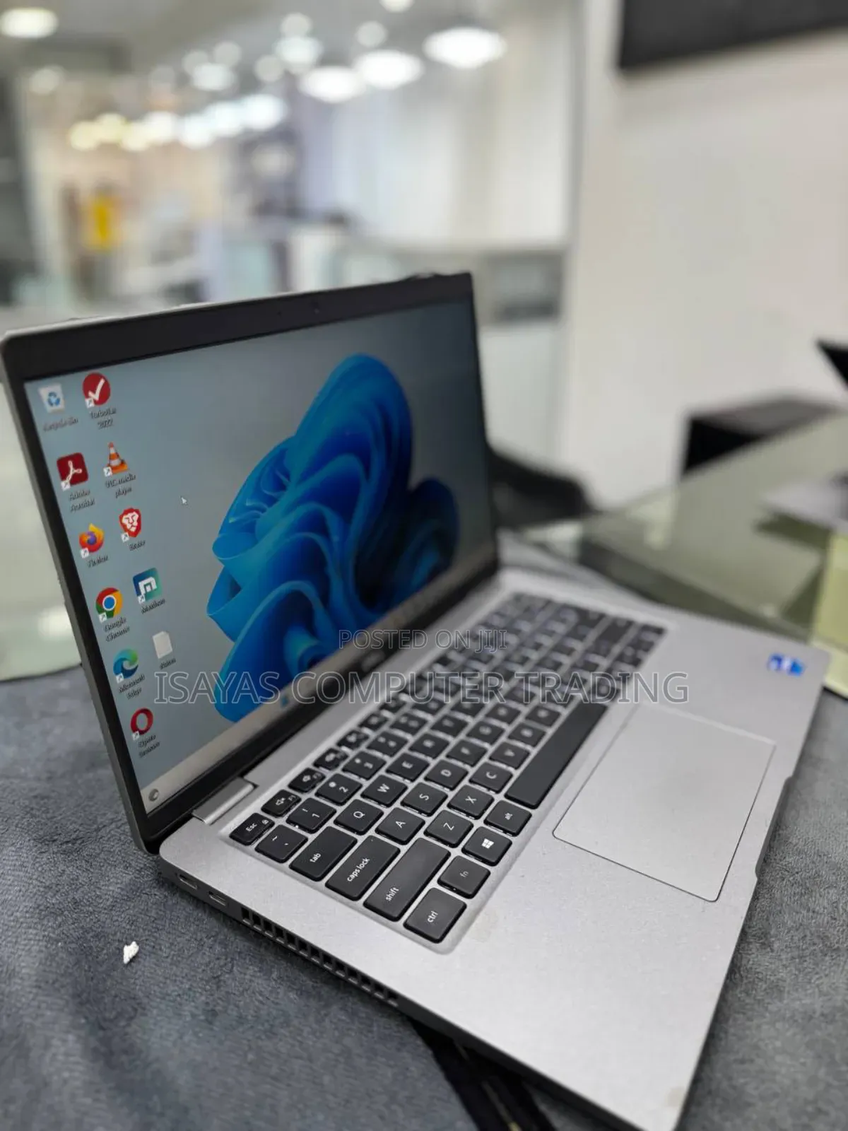 New Laptop Dell Latitude 5310 16GB Intel Core I5 SSD 256GB