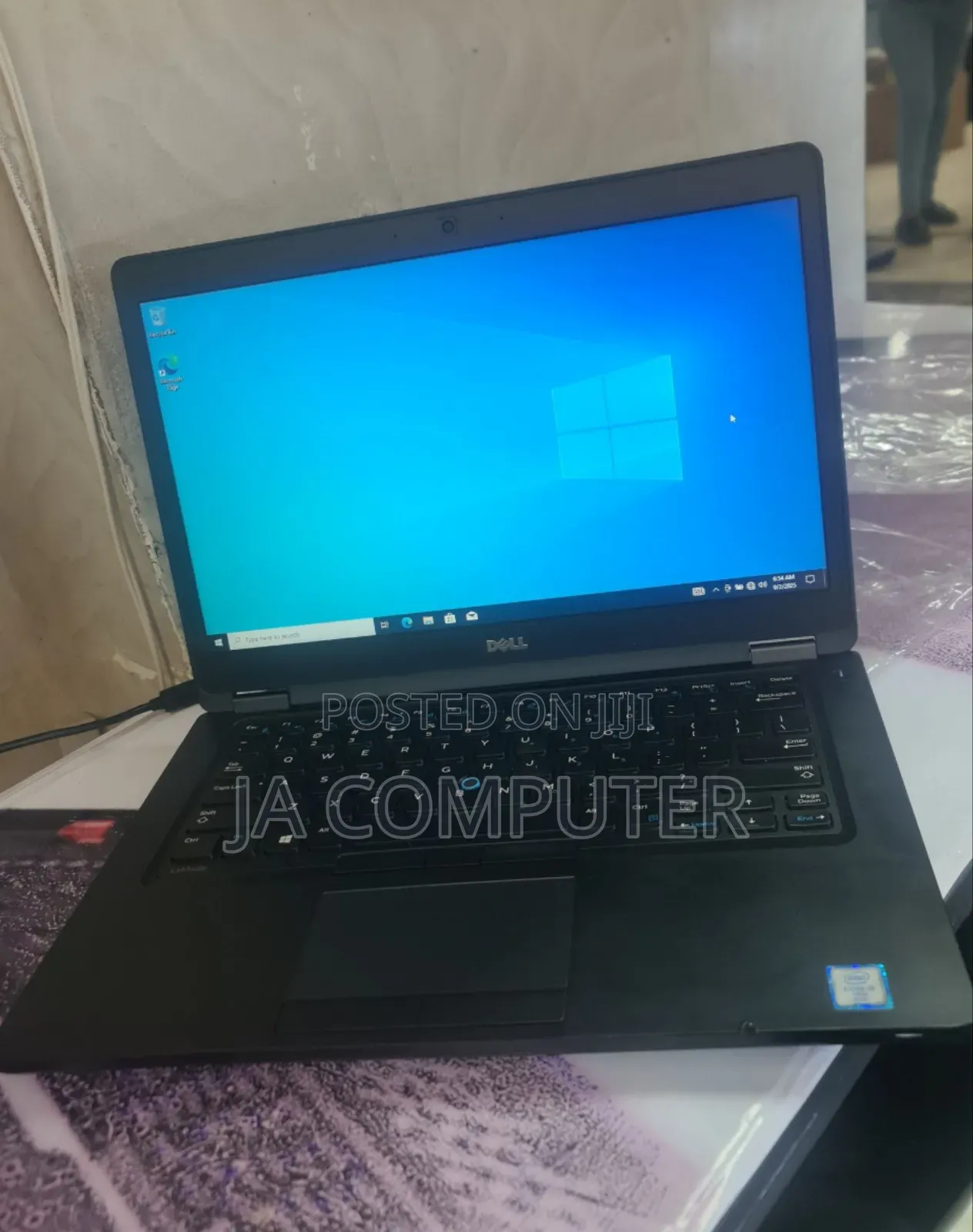 New Laptop Dell Latitude 5310 8GB Intel Core I5 HDD 500GB
